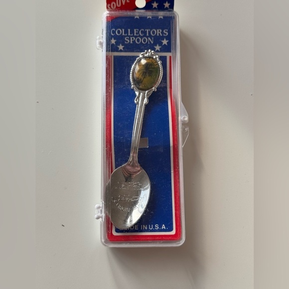 Souvenir Collectors Spoons! New In Box - Picture 7 of 8